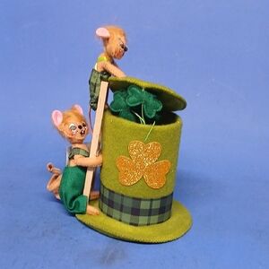 2023 Saint Patrick's Day Annalee Dolls Green Hat w/ Brown Mice Dolls #160023